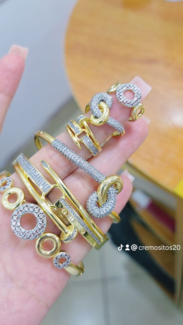 Set brazalete y anillo estilo cartier