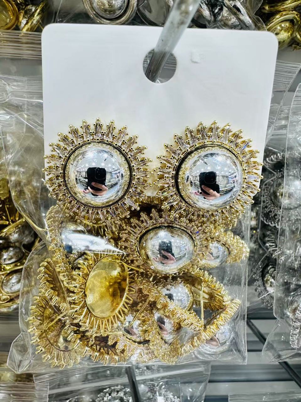 97121780 Aretes media esfera y rayos en oro laminado 18k (3 Capas)