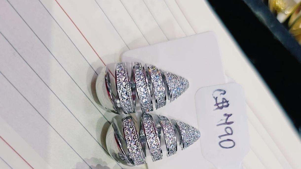 93527284 Aretes en oro laminado 18k (3 Capas)