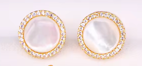 43035892 Aretes de madre perla en oro laminado 18k (3 Capas)