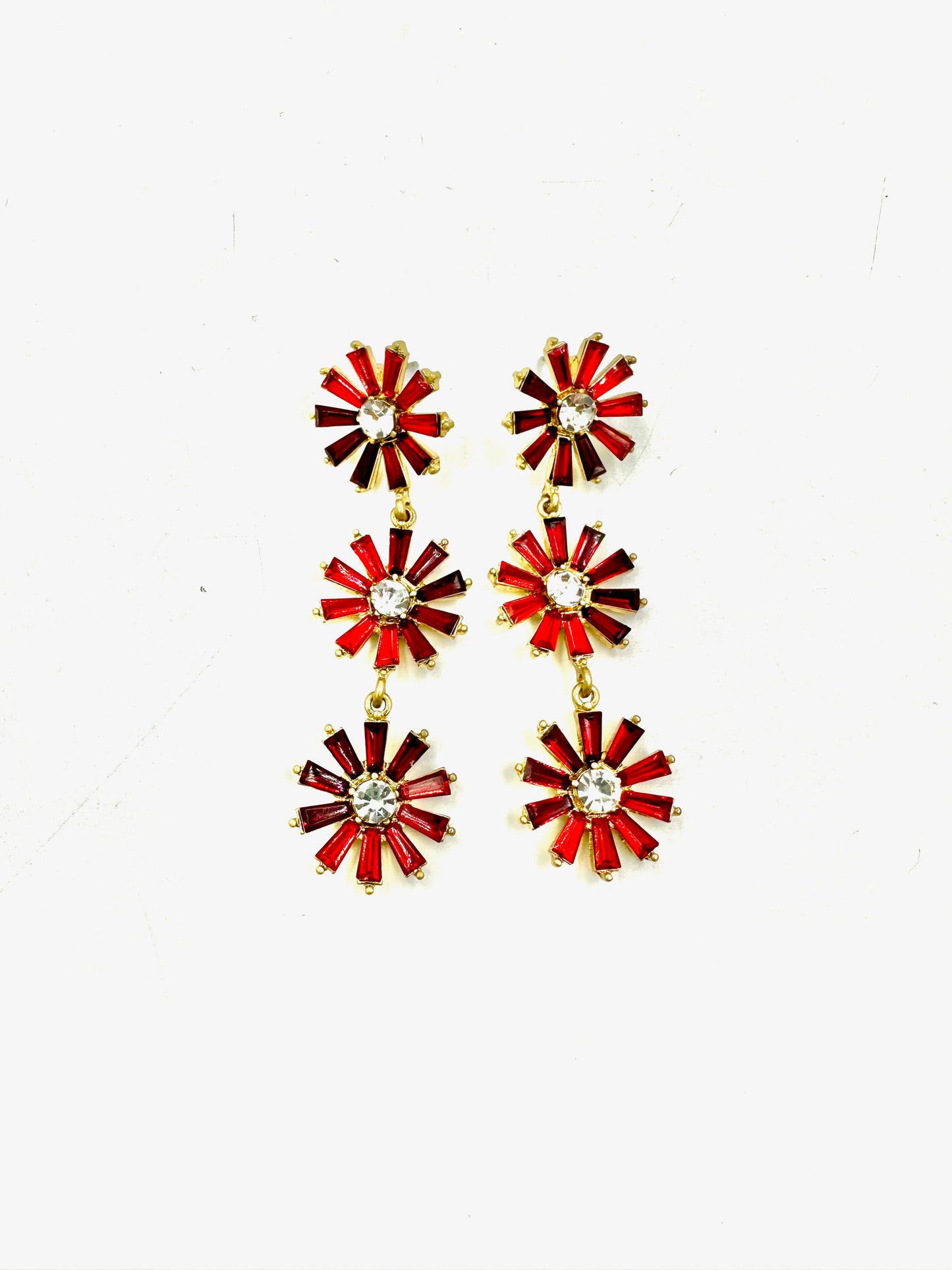 Pendientes de noche colgantes con eslabones de triple flor