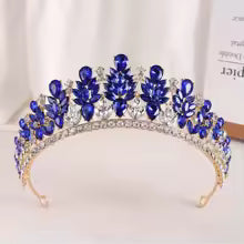 HG001 Tiara con piedras lagrimas y marquesas con ribete de brillantes de imitacion