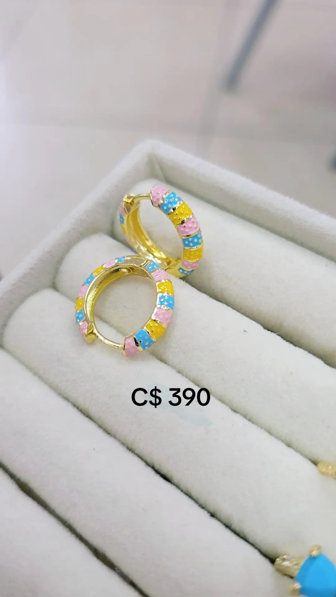 07419380  huguies colores variados