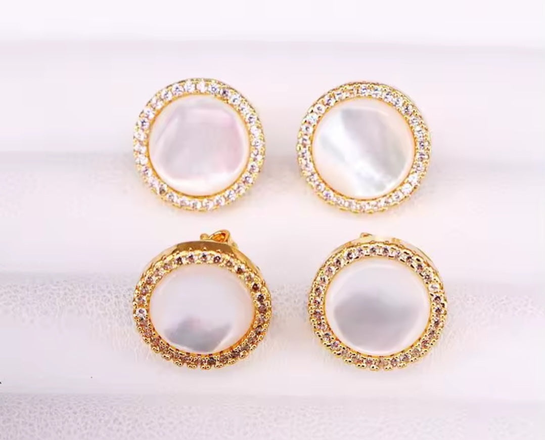 Aretes piedra blanca