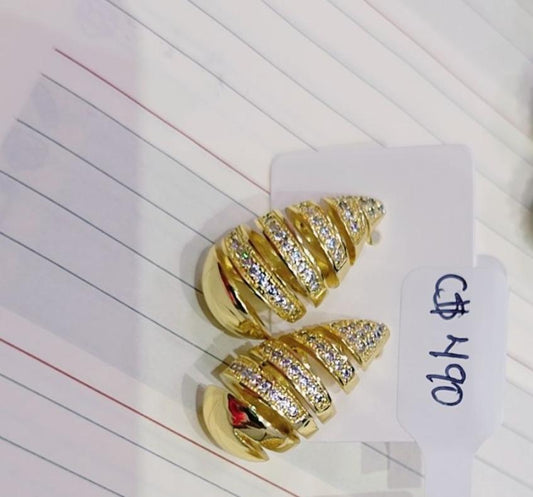 93527284 Aretes  en oro laminado 18k (3 Capas)